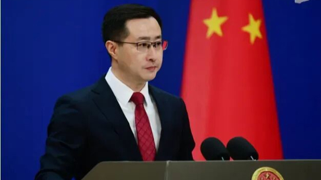 因一中企与伊朗有联系美对其实施制裁，白宫记协晚宴枪击事件，我外交部回应