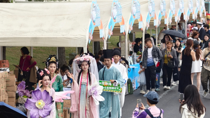 “潮”聚长滩·缤纷“邮”你 2026上海邮轮文化旅游季启幕