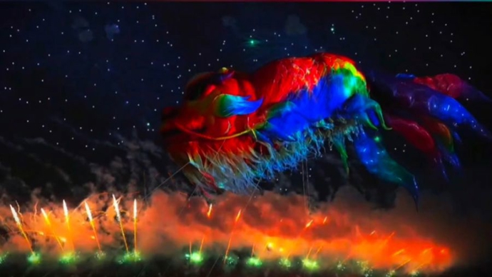 为你准备了一场烟花大秀，请注意查收！