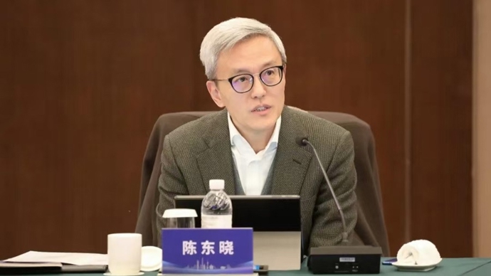 解放日报专访陈东晓：作为全球发展引擎，APEC地区不能燃起战火