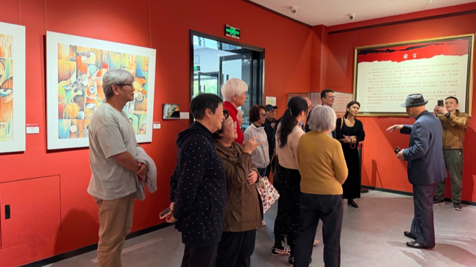 “一执一念”荆州五人绘画作品展亮相