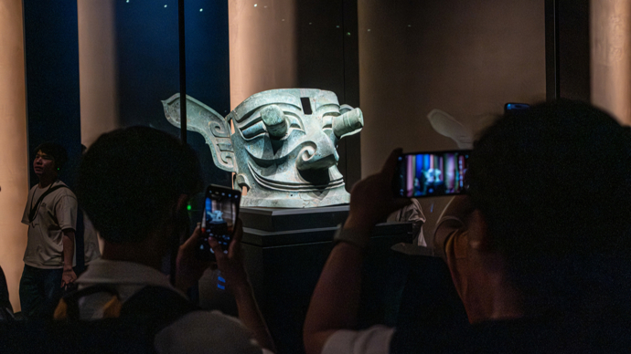 三星堆遗址祭祀坑发现40周年：惊世之后，追问不止