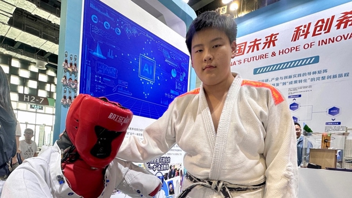 10年，400个项目，一群手握专利的少年！