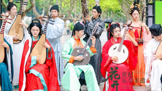 “十二花神”降临世纪公园，非遗焕新城市文化