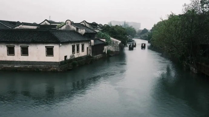 李大伟：享受差价