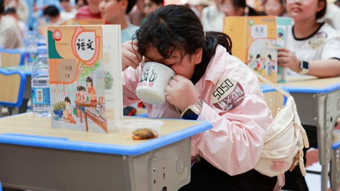 为何长三角商场都在举办“偷吃大赛”？一碗泡饭撬动5亿流量