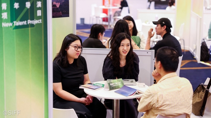 不止领奖台，这里是青年电影人圆梦之地