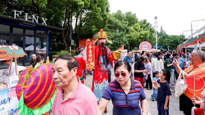 江湾庙会首开双主场，持续提升街区活力
