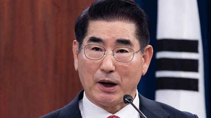 韩国前防长因泄露军事机密一审获刑3年
