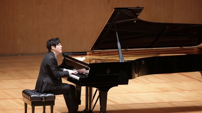 安静一分钟，张昊辰“超越奏鸣曲”