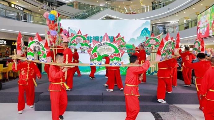 闵行把端午民俗嘉年华“融”进商圈，假期首日带动消费上涨40%
