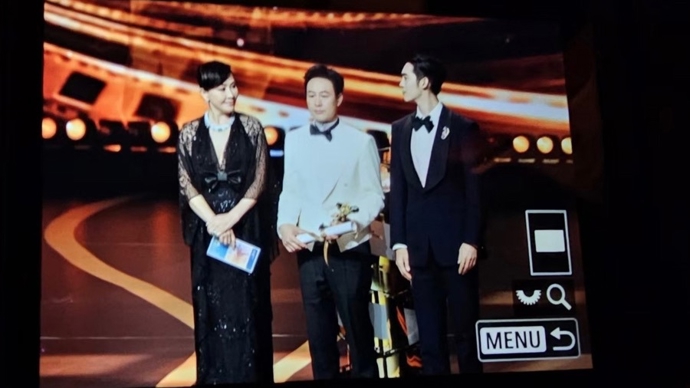 张颂文获最佳男演员！《大西洋》《微光女孩》分获金爵奖最佳影片和评委会大奖