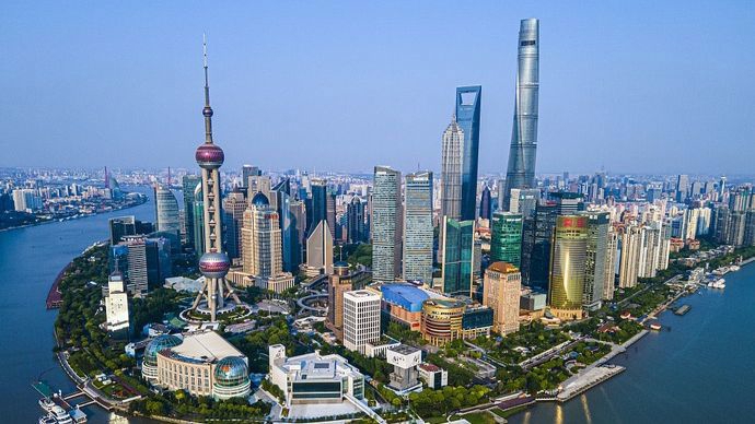 全球首款针对实体瘤的CAR-T细胞治疗产品上市，得益于浦东产业生态环境