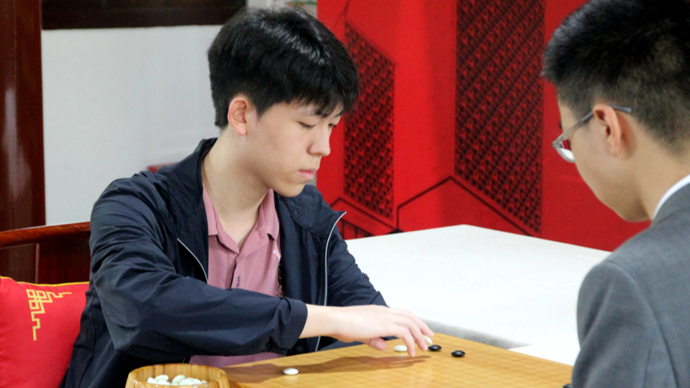 中国围棋新人王赛决赛在沪开枰，国内历史最悠久的青年围棋赛事注定迎来新王