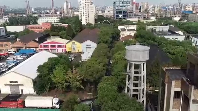 当旧厂房褪去烟尘，看老碳素厂的“蝶变”｜让城市空间美起来