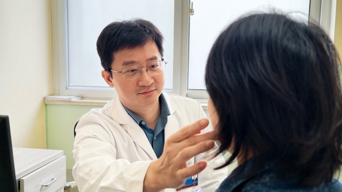 肿瘤术后，表情为何成了隐形社交负担？这种“面瘫”跟你想的不一样｜第医线
