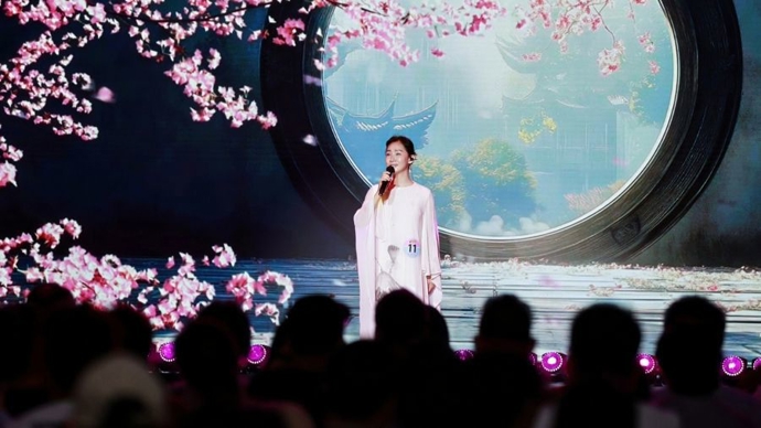 揭幕战唱响夏夜！“声动闵行·我是歌王”初赛首秀唱响梅陇