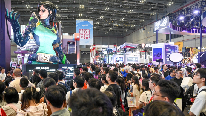 上观时评丨连英伟达都要来的漫展，为何又在上海