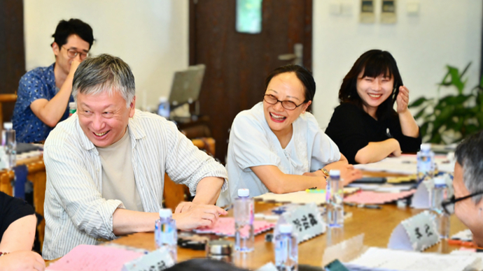 《收获》与青年作家一起探讨“无穷的远方”