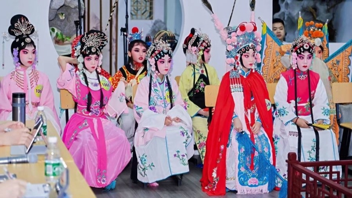 上海戏剧学院推出第三届青少年美育教育展演，2200余名选手济济一堂