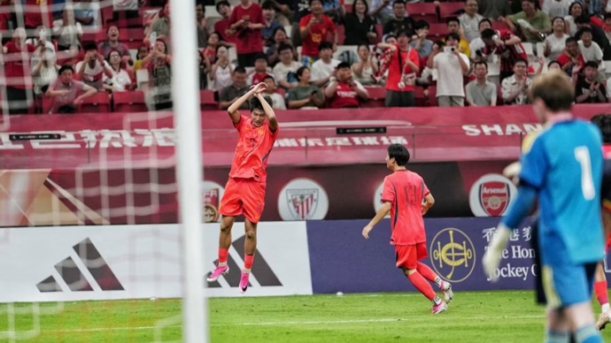 明日之星冠军杯：U17国青高中锋玩出“绣花活” 阿森纳把赵松源买了吧？
