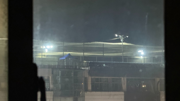 夏令行动·夜半灯光扰民，对方却说没问题，光污染难题如何解？