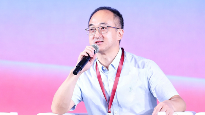 9000万押中张雪机车，却拒绝“封神”，程俊华如何看长鑫科技？