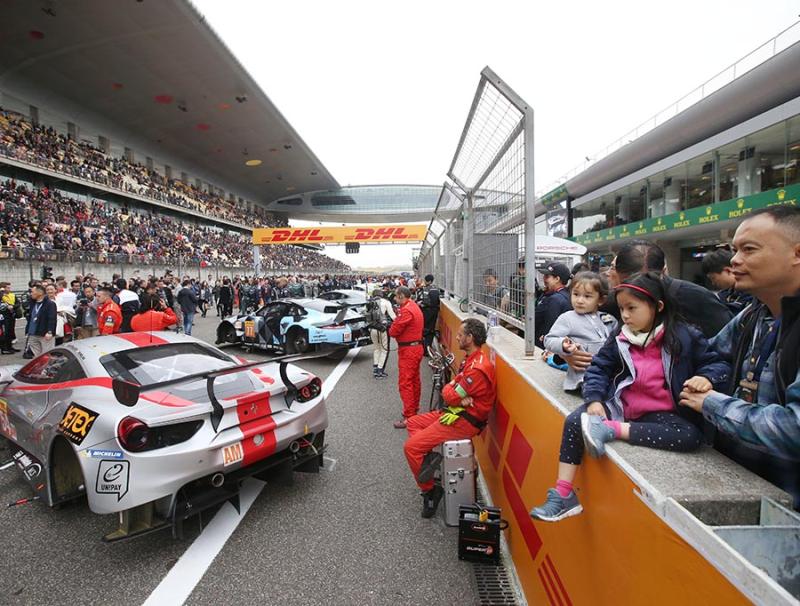 上周末上海站:保时捷,法拉利,阿斯顿·马丁等顶级赛车大比拼