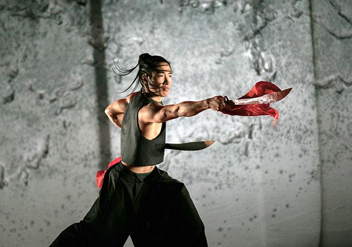 当舞蹈与武术的相遇将表演变成了一种修炼