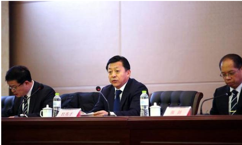 中超史上最年轻国际级裁判诞生,但球迷为何对