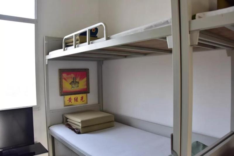 他飞身一跃,堵住的是中华民族百余年耻辱的伤口