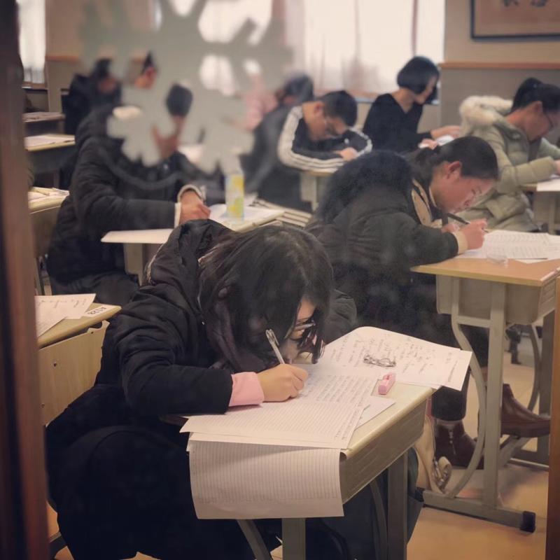 第20届新概念作文大赛揭晓,复赛考了虚构与真