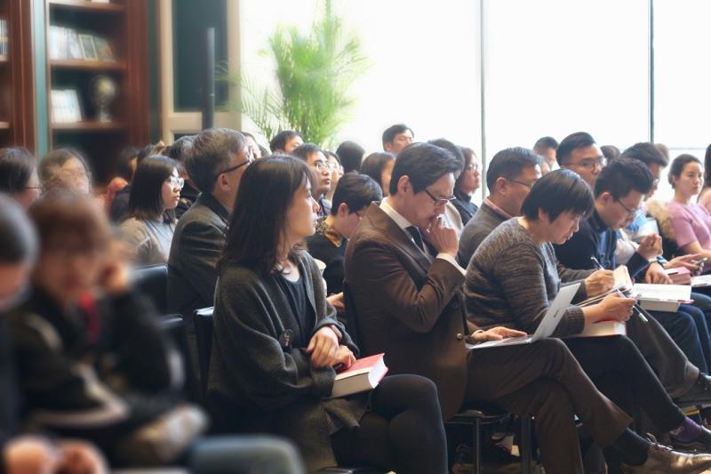 一本学术书一个月销量超10万,《枢纽:3000年的