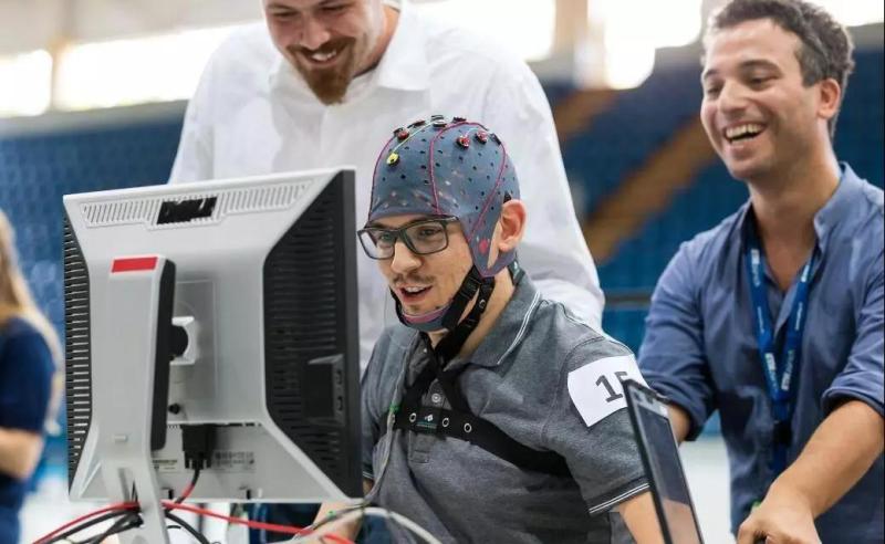 妄想着用意念控制物体?别笑,脑控技术已经来临