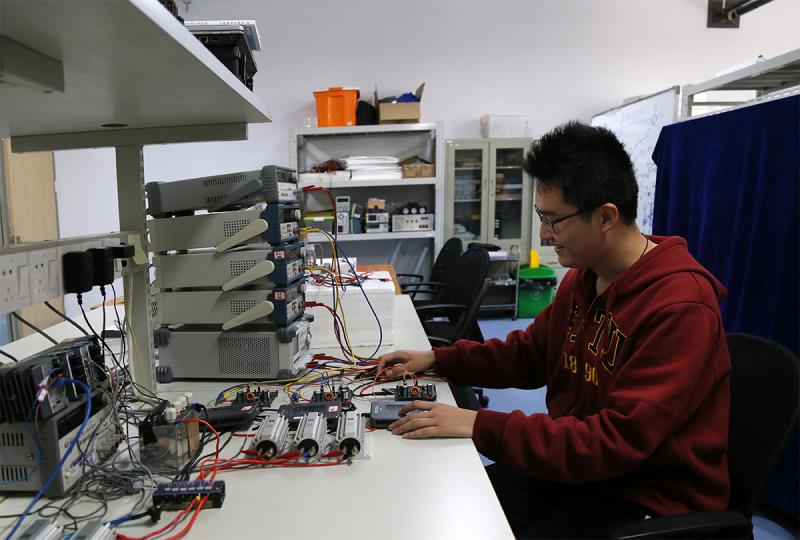 gdp初级教学视频_初级会计证书图片(3)