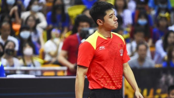 张本智和vs马龙图片