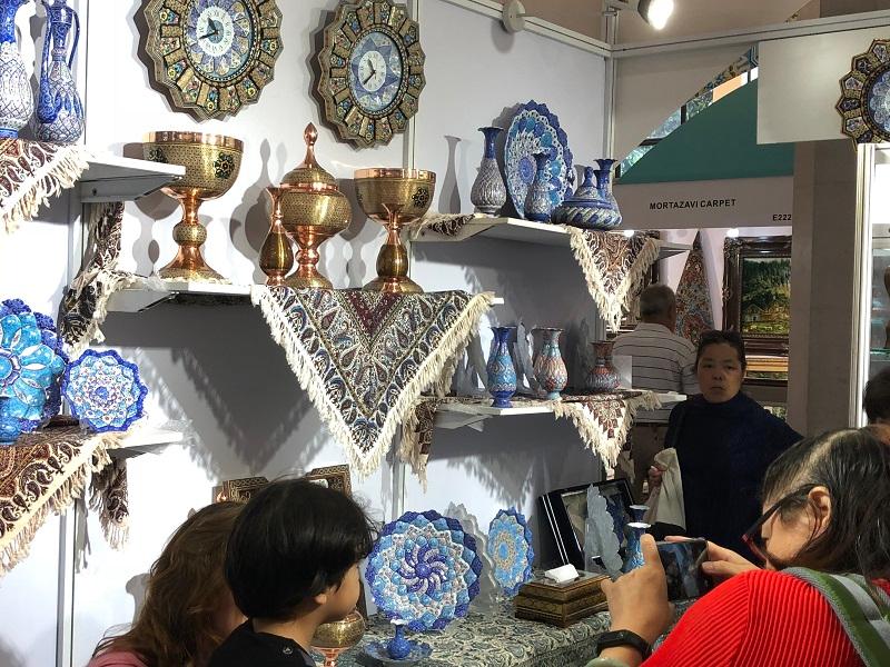 足不出沪体验五洲风情,市民在2018一带一路