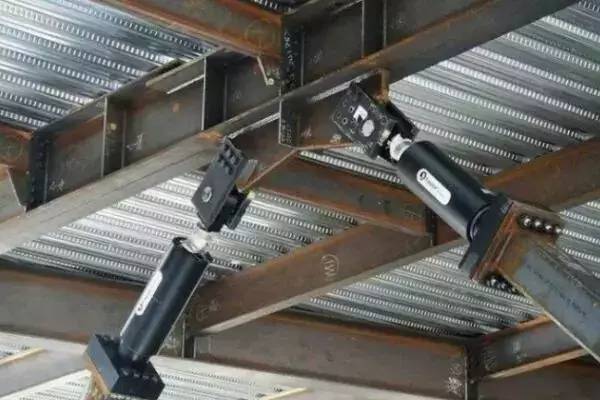 常见于桥梁的粘滞阻尼器